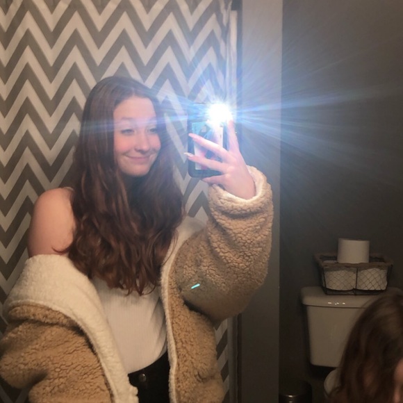 layna_lovett